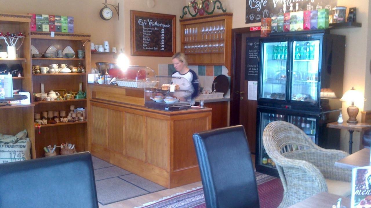 Cafe Vielharmonie Apart-Pension Maria Lankowitz Ngoại thất bức ảnh